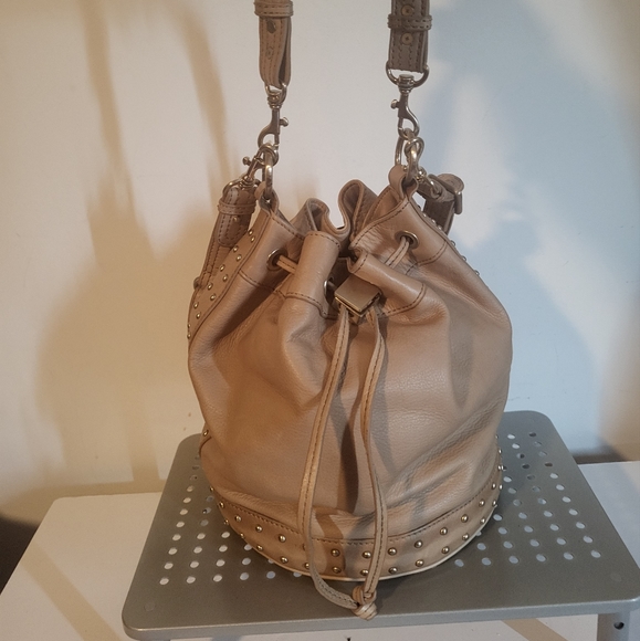 NWOT CREAM DANIER LEATHER STUDDED BAG - Picture 3 of 9
